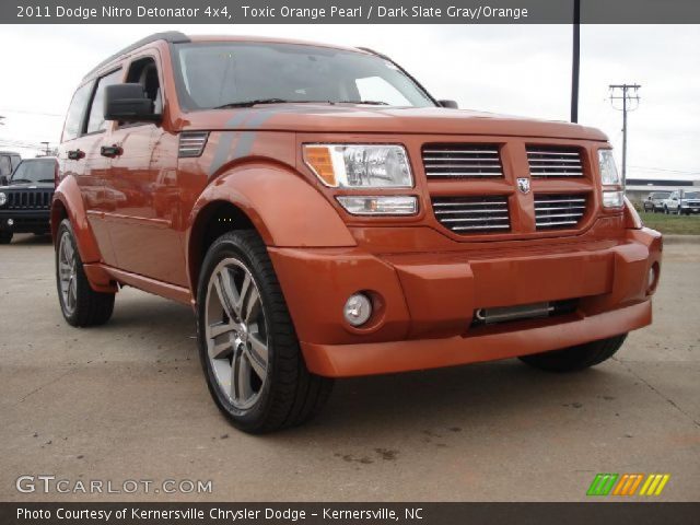 2011 Dodge Nitro Detonator 4x4 in Toxic Orange Pearl