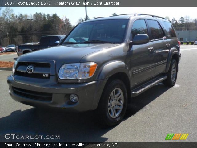 2007 Toyota Sequoia SR5 in Phantom Gray Pearl