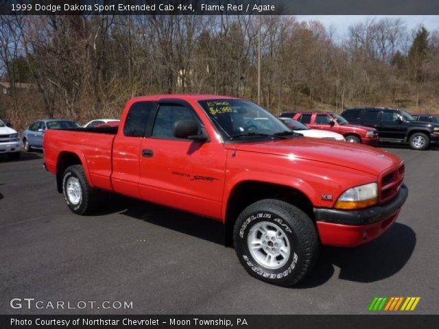 1999 Dodge Dakota Sport Extended Cab 4x4 in Flame Red