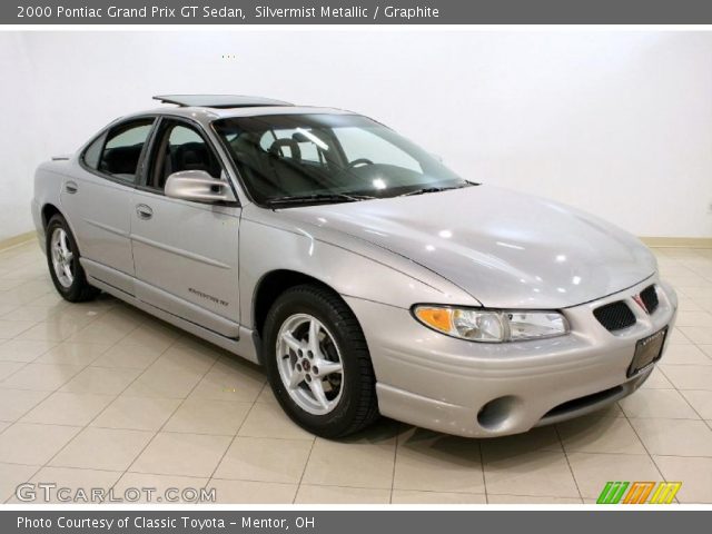 2000 Pontiac Grand Prix GT Sedan in Silvermist Metallic