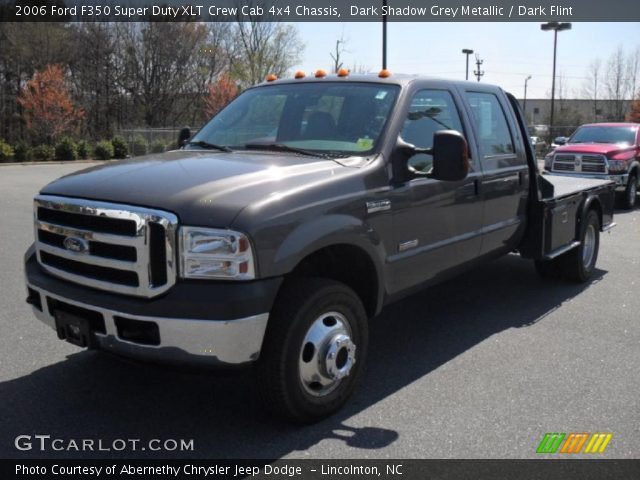 2006 Ford F350 Super Duty XLT Crew Cab 4x4 Chassis in Dark Shadow Grey Metallic