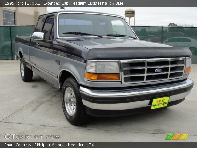 1995 Ford F150 XLT Extended Cab in Medium Lapis Metallic