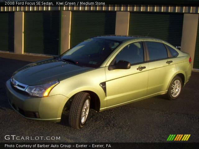 2008 Ford Focus SE Sedan in Kiwi Green