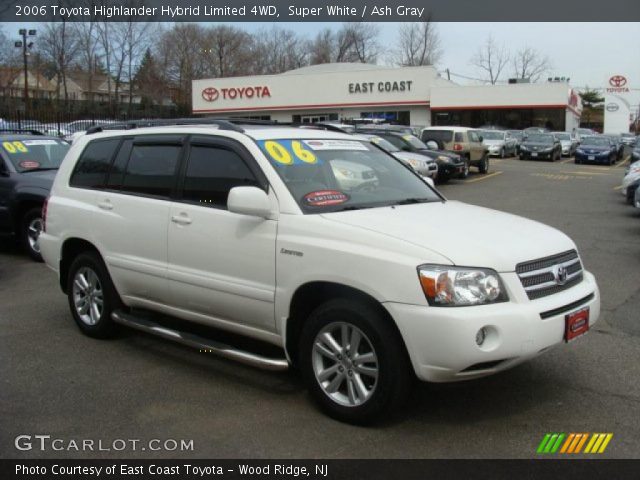 2006 Toyota Highlander Hybrid Limited 4WD in Super White