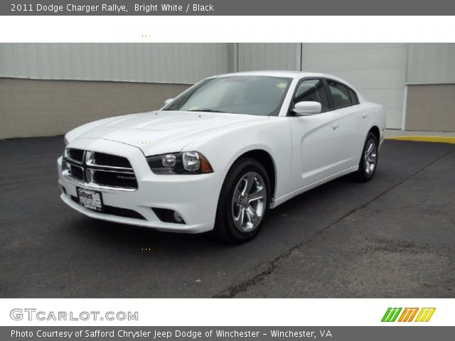 2011 Dodge Charger Rallye in Bright White