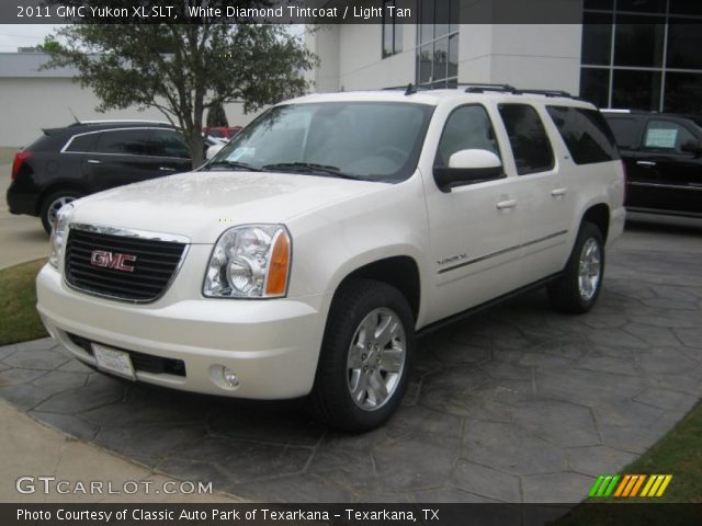 2011 GMC Yukon XL SLT in White Diamond Tintcoat