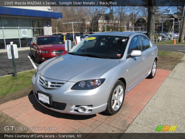 2005 Mazda MAZDA3 s Sedan in Sunlight Silver Metallic