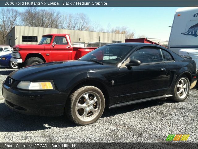 2000 Ford Mustang V6 Coupe in Black