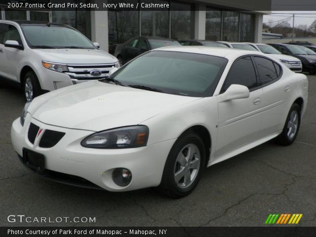 2007 Pontiac Grand Prix Sedan in Ivory White