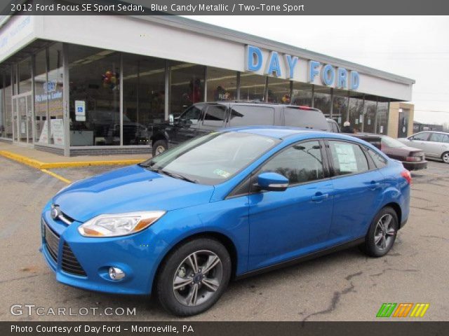 2012 Ford Focus SE Sport Sedan in Blue Candy Metallic