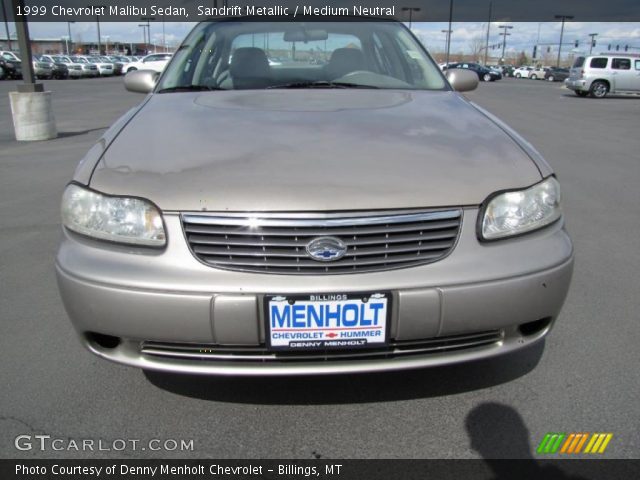 1999 Chevrolet Malibu Sedan in Sandrift Metallic