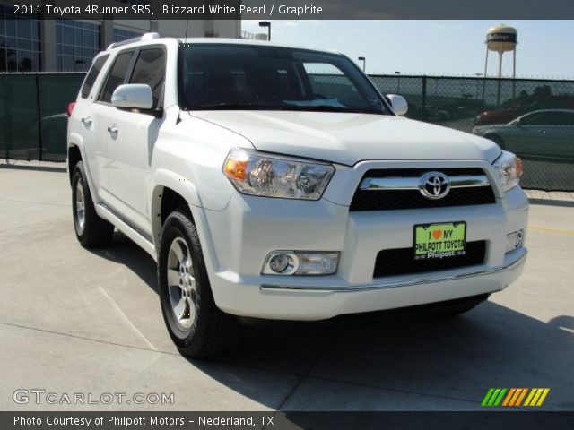 2011 Toyota 4Runner SR5 in Blizzard White Pearl