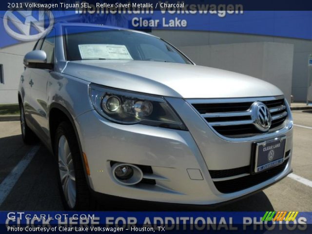 2011 Volkswagen Tiguan SEL in Reflex Silver Metallic