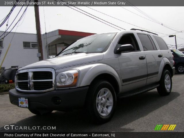 2005 Dodge Durango ST 4x4 in Bright Silver Metallic
