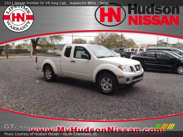 2011 Nissan Frontier SV V6 King Cab in Avalanche White