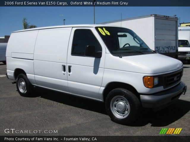 2006 Ford E Series Van E150 Cargo in Oxford White