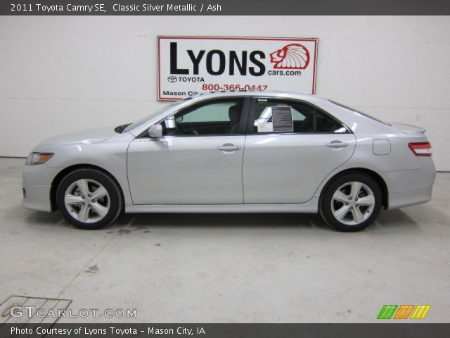 2011 Toyota Camry SE in Classic Silver Metallic