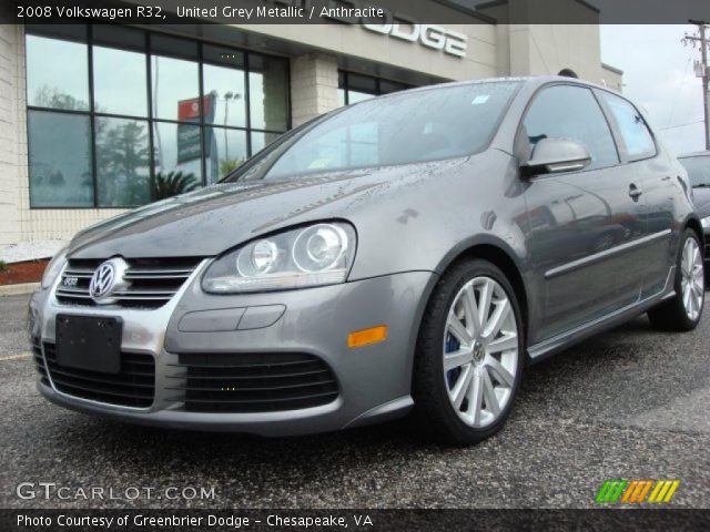 2008 Volkswagen R32  in United Grey Metallic