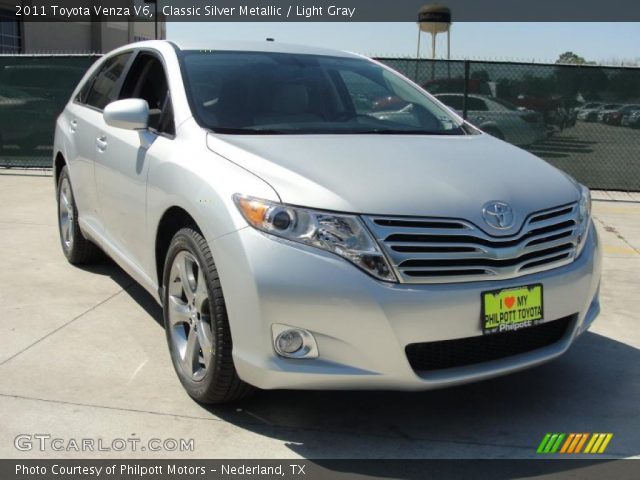 2011 Toyota Venza V6 in Classic Silver Metallic