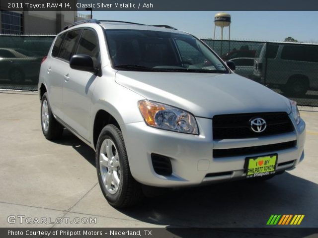 2011 Toyota RAV4 I4 in Classic Silver Metallic
