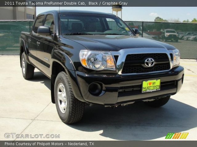 2011 Toyota Tacoma PreRunner Double Cab in Black