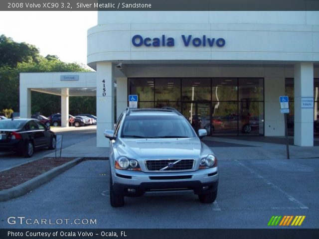 2008 Volvo XC90 3.2 in Silver Metallic