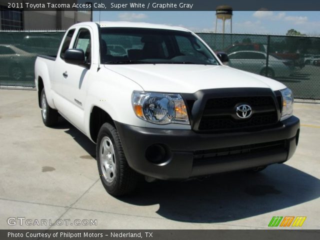 2011 Toyota Tacoma Access Cab in Super White