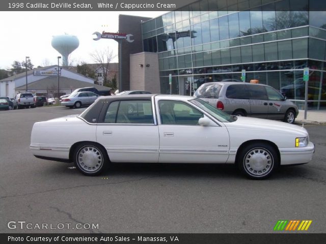 1998 Cadillac DeVille Sedan in White