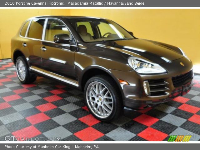 2010 Porsche Cayenne Tiptronic in Macadamia Metallic