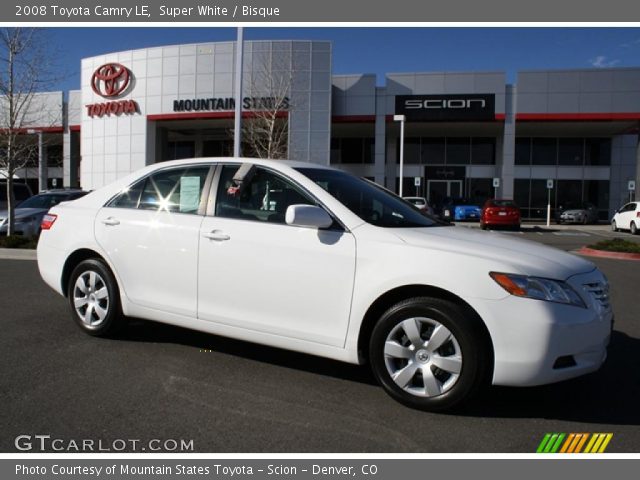 2008 Toyota Camry LE in Super White