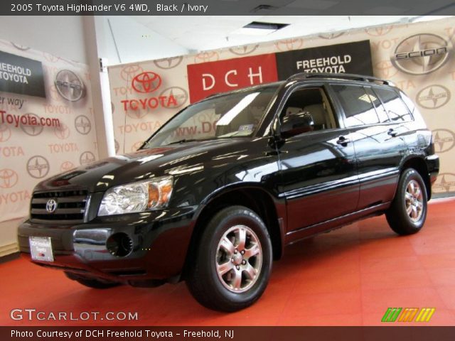 2005 Toyota Highlander V6 4WD in Black