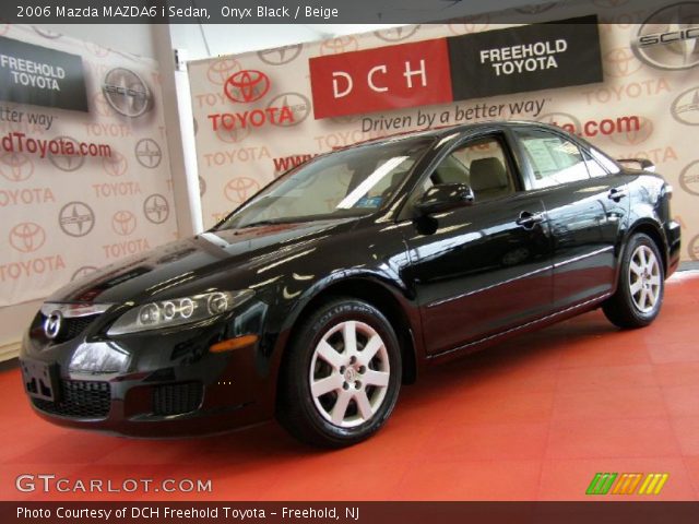 2006 Mazda MAZDA6 i Sedan in Onyx Black