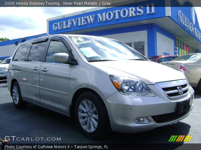 2006 Honda Odyssey Touring in Silver Pearl Metallic