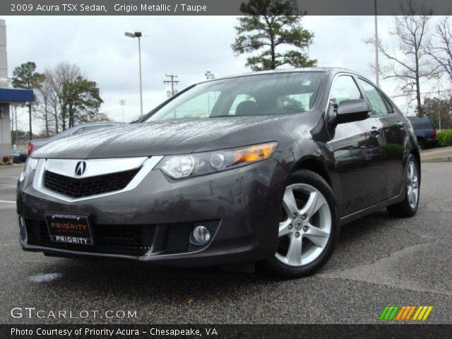 2009 Acura TSX Sedan in Grigio Metallic
