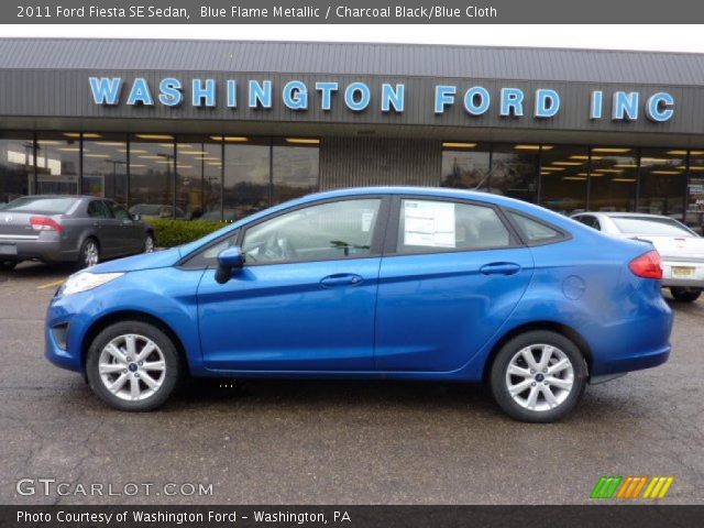 2011 Ford Fiesta SE Sedan in Blue Flame Metallic