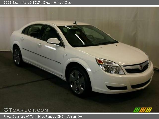 2008 Saturn Aura XE 3.5 in Cream White