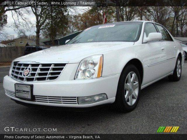 2007 Cadillac DTS Sedan in White Lightning