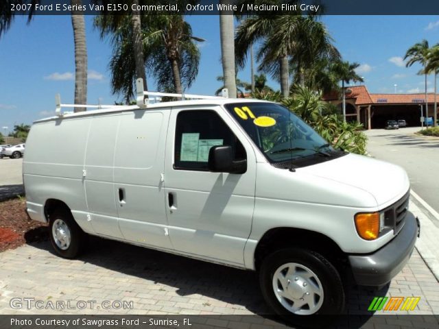 2007 Ford E Series Van E150 Commercial in Oxford White
