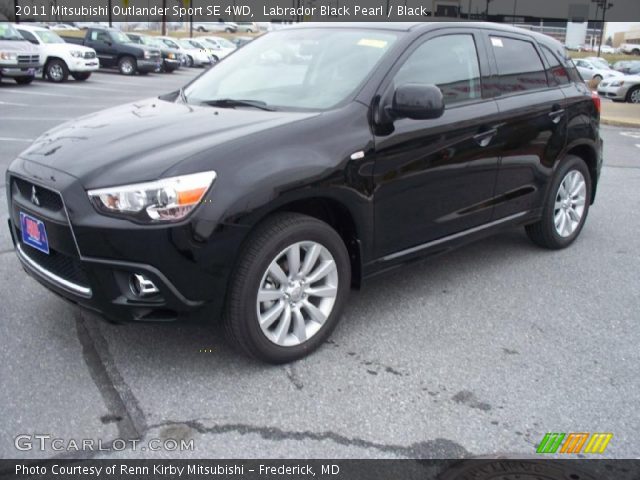 2011 Mitsubishi Outlander Sport SE 4WD in Labrador Black Pearl