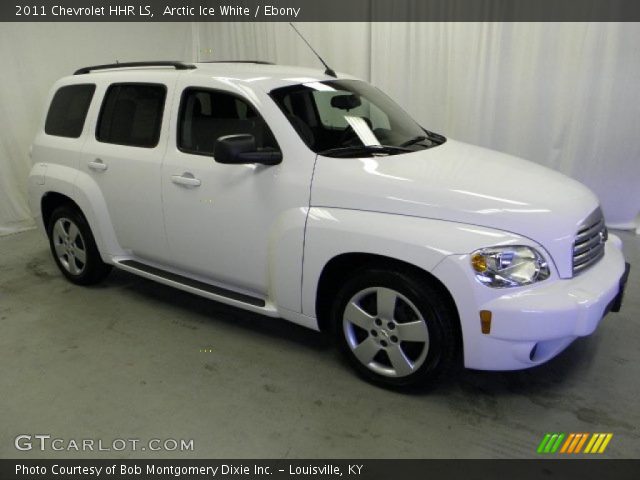 2011 Chevrolet HHR LS in Arctic Ice White