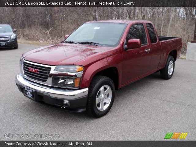 2011 GMC Canyon SLE Extended Cab in Merlot Jewel Red Metallic