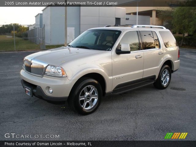 2005 Lincoln Aviator Luxury in Ivory Parchment Tri-Coat