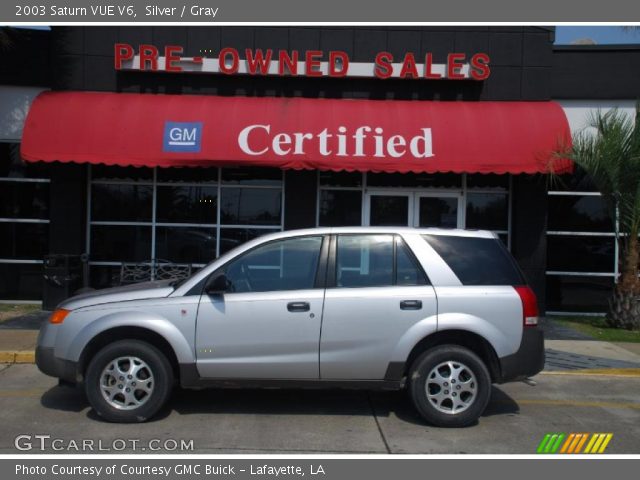 2003 Saturn VUE V6 in Silver