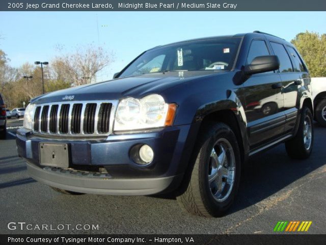 2005 Jeep Grand Cherokee Laredo in Midnight Blue Pearl