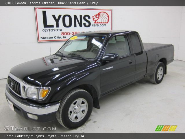 2002 Toyota Tacoma Xtracab in Black Sand Pearl