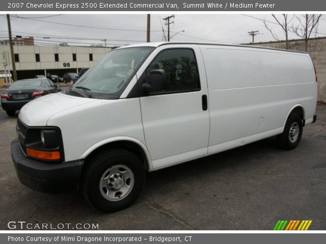 2007 Chevrolet Express 2500 Extended Commercial Van in Summit White