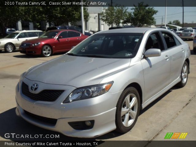 2010 Toyota Camry SE in Classic Silver Metallic