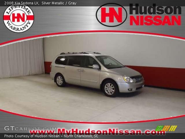 2008 Kia Sedona LX in Silver Metallic