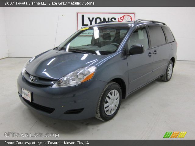 2007 Toyota Sienna LE in Slate Gray Metallic