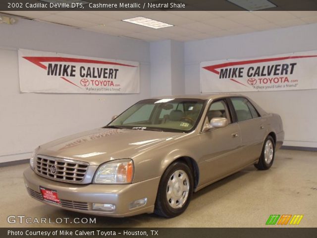 2002 Cadillac DeVille DTS in Cashmere Metallic